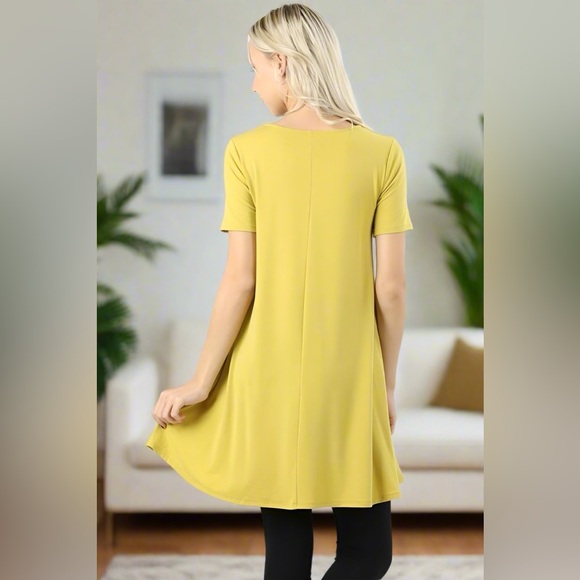 Small NEW Womens Yellow Pocket Shift Dress, Short Sleeve Dress - Picture 2 of 3